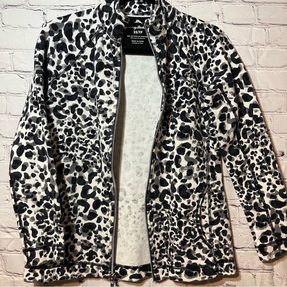 Tommy Bahama XS Leopard Print Full Zip Jacket Gray White‎ - Picture 1 of 4